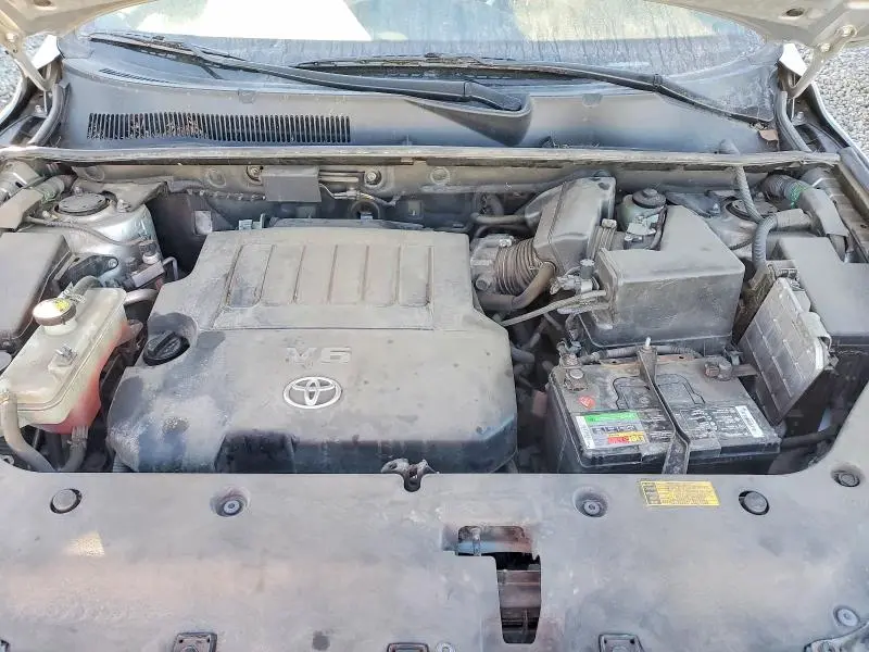 2012 TOYOTA RAV4 LIMITED  
