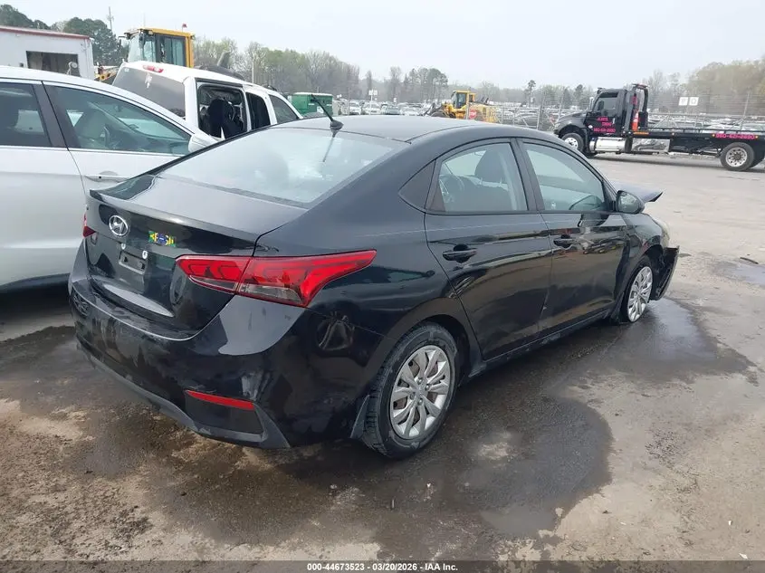 2018 HYUNDAI ACCENT SE