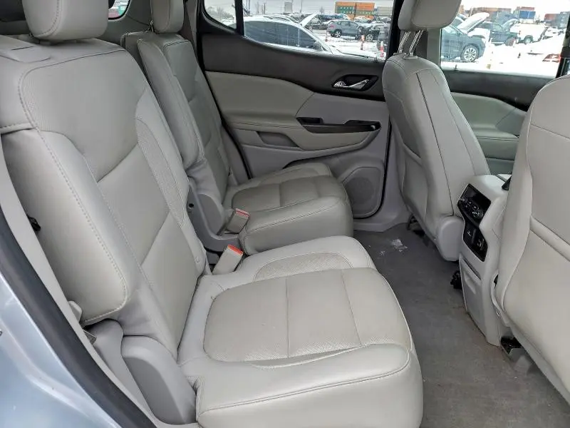 2017 GMC ACADIA SLT-2  