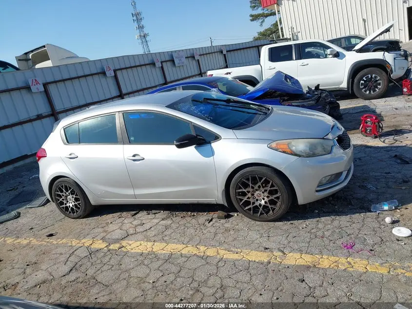 2016 KIA FORTE LX