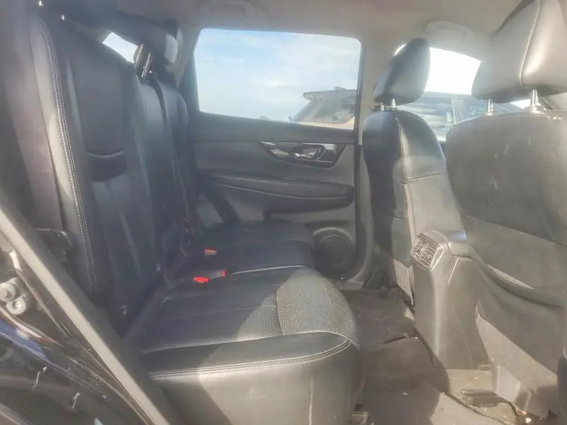 2017 NISSAN ROGUE SL  
