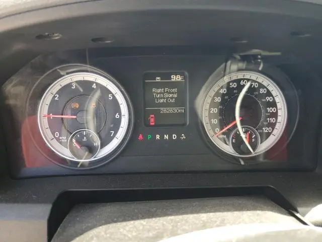 2013 RAM 1500 ST  