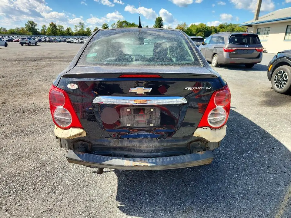 2013 CHEVROLET SONIC LT  