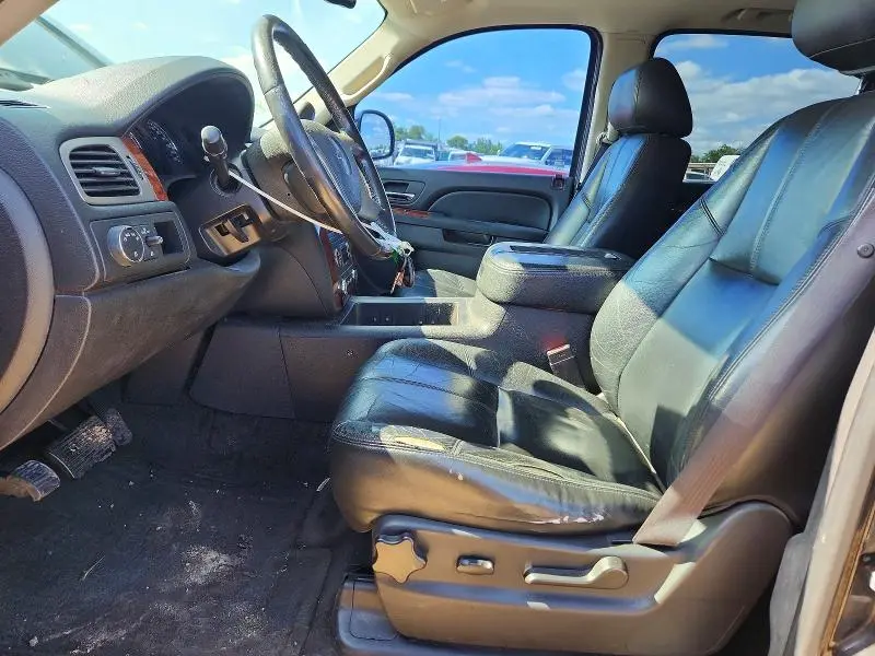 2012 CHEVROLET AVALANCHE LT  