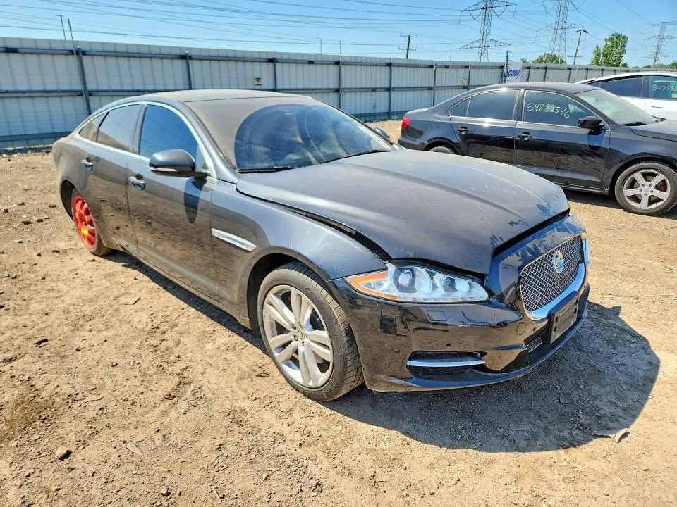 2013 JAGUAR XJ   