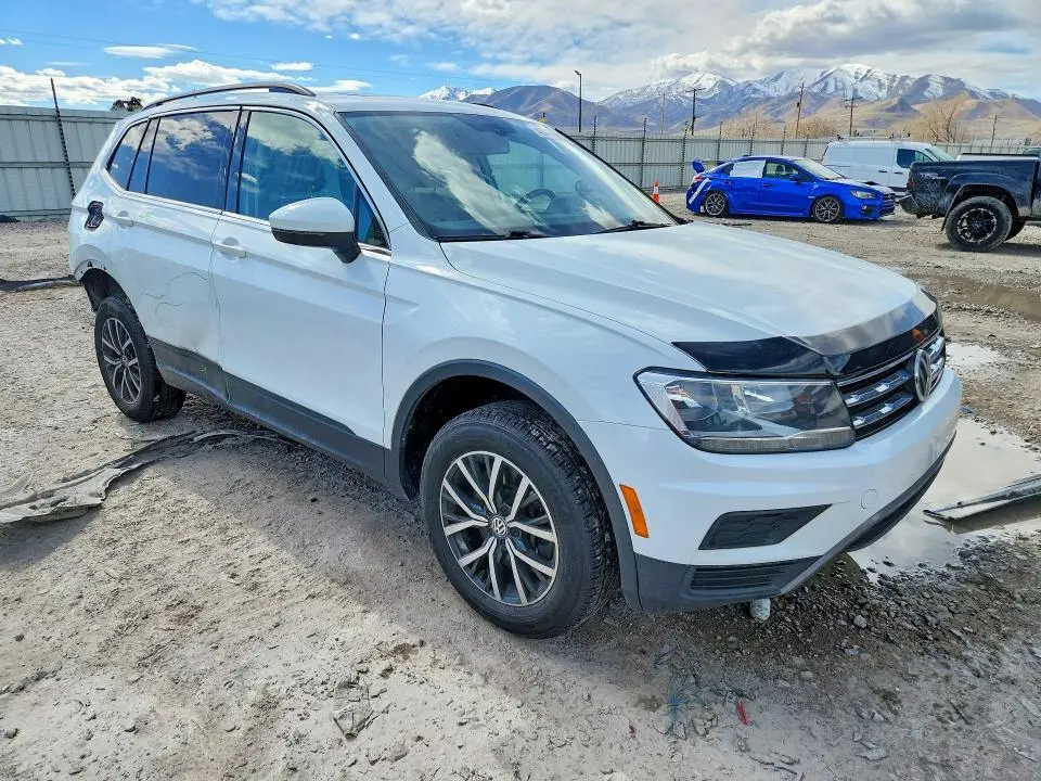 2019 VOLKSWAGEN TIGUAN SE  