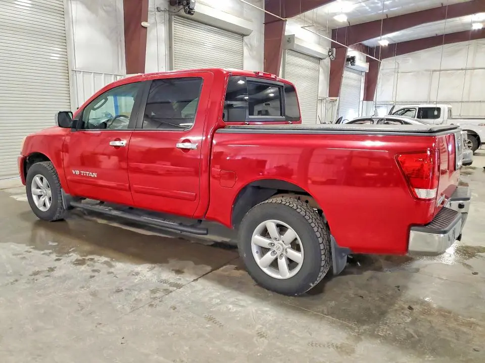 2010 NISSAN TITAN SE  