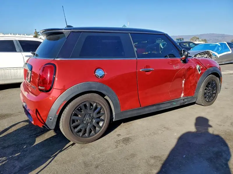 2015 MINI COOPER S  