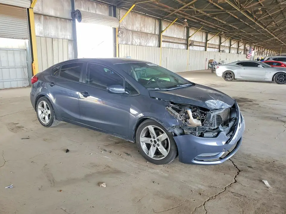 2016 KIA FORTE LX  