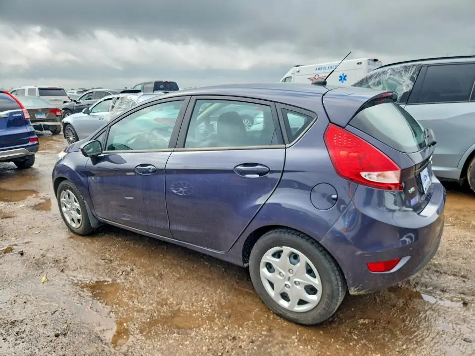 2013 FORD FIESTA SE  