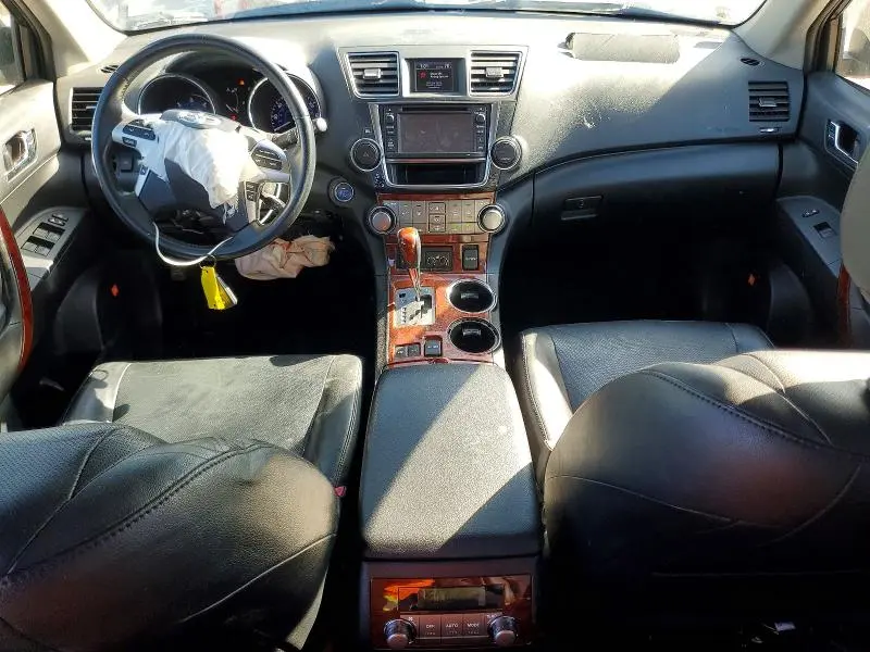 2013 TOYOTA HIGHLANDER HYBRID LIMITED  