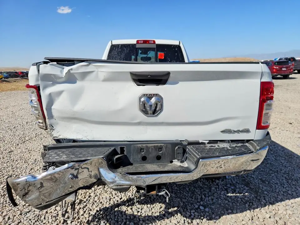 2024 RAM 3500 TRADESMAN  