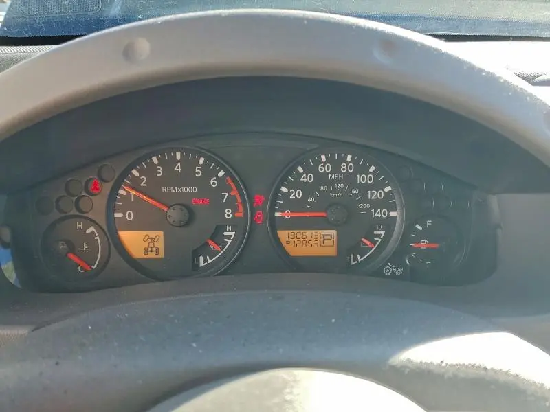 2017 NISSAN FRONTIER SV  