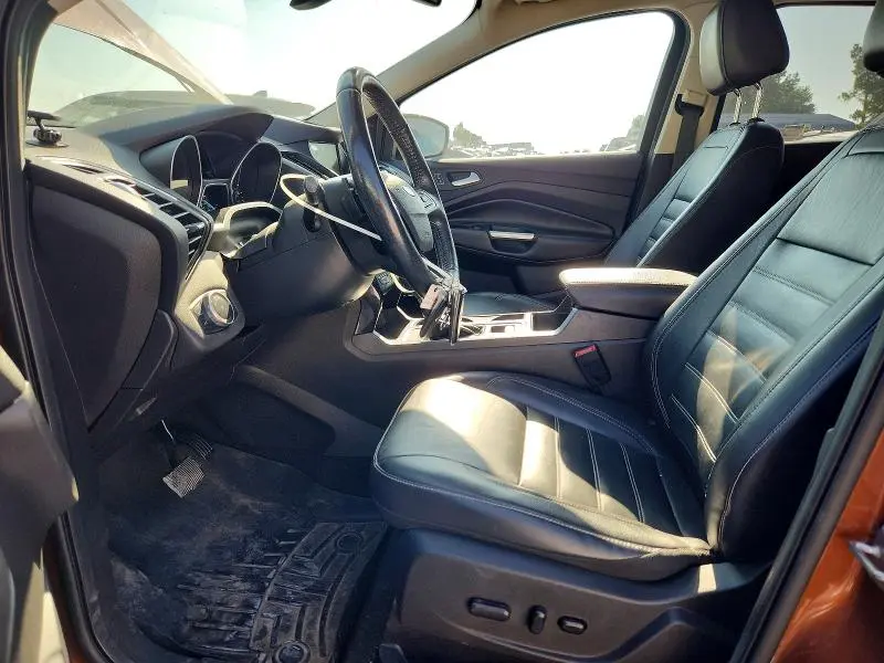 2017 FORD ESCAPE TITANIUM  