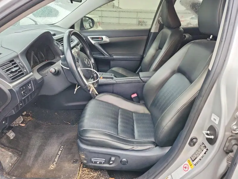 2012 LEXUS CT 200  