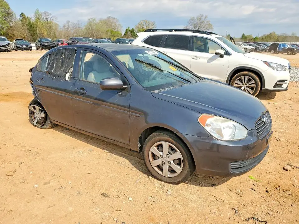 2011 HYUNDAI ACCENT GLS  