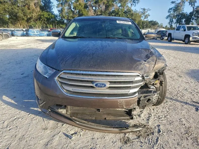 2015 FORD TAURUS SEL  