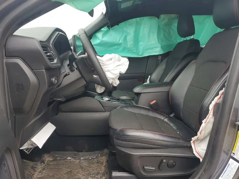 2023 FORD ESCAPE ST LINE SELECT  