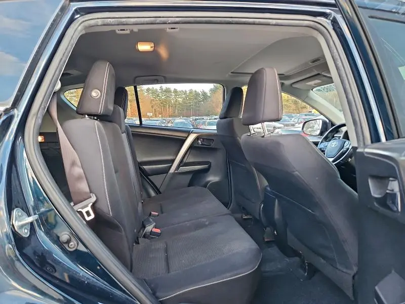 2018 TOYOTA RAV4 BASE  