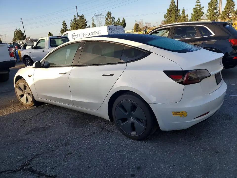 2022 TESLA MODEL 3   