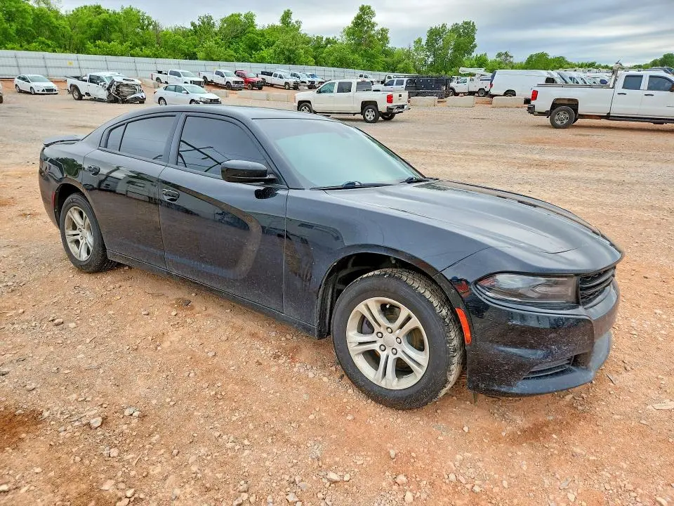 2018 DODGE CHARGER SXT  