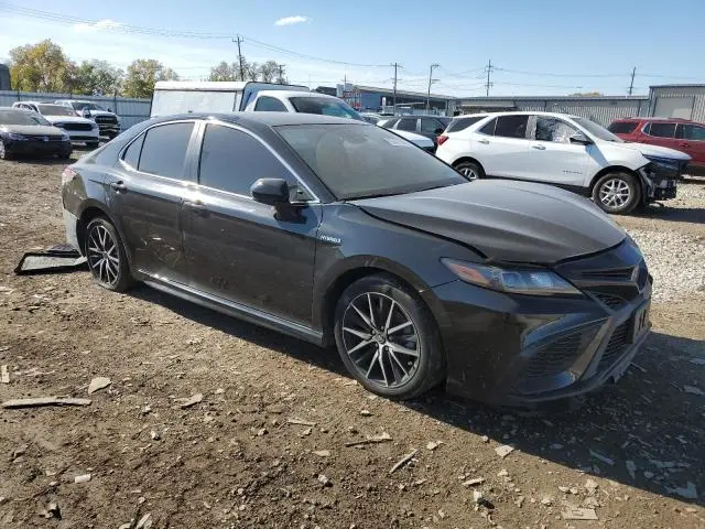 2021 TOYOTA CAMRY SE  