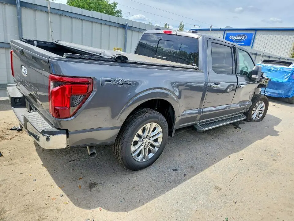 2024 FORD F150 XLT  
