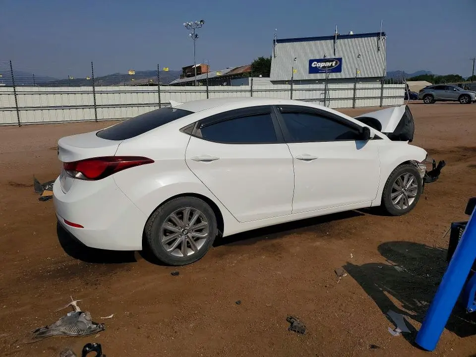 2014 HYUNDAI ELANTRA SE  
