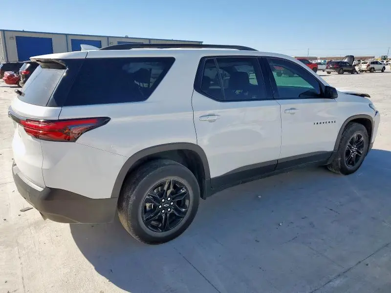 2022 CHEVROLET TRAVERSE LS  