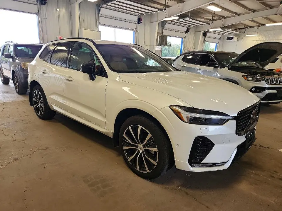 2024 VOLVO XC60 ULTIMATE  