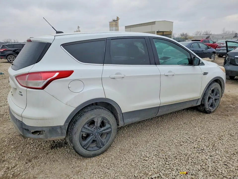2015 FORD ESCAPE SE  