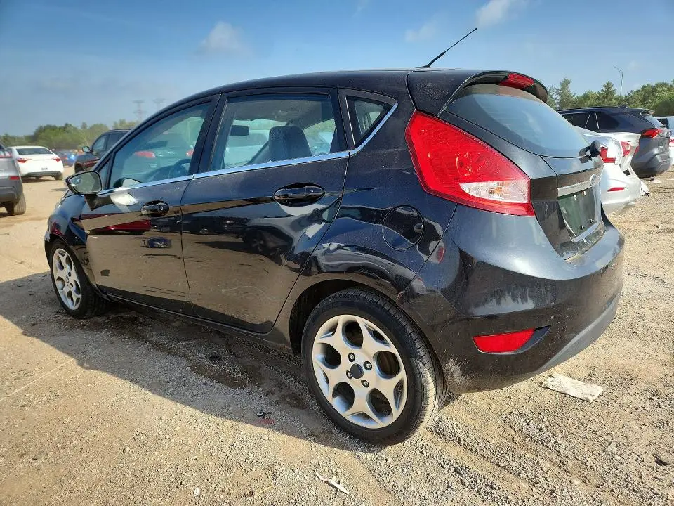2011 FORD FIESTA SES  