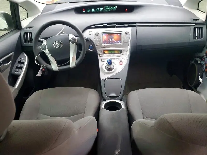2015 TOYOTA PRIUS   