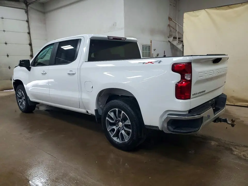 2025 CHEVROLET SILVERADO K1500 LT  