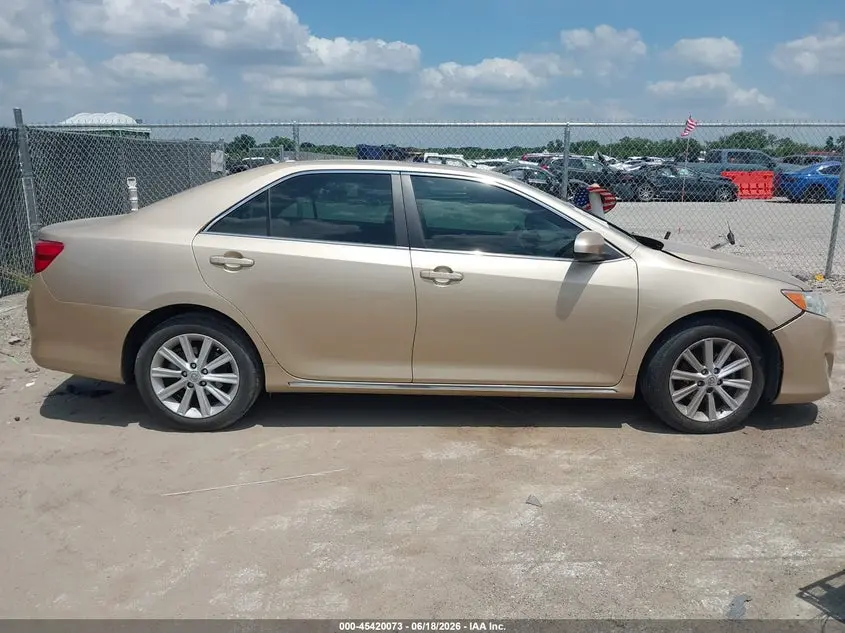 2012 TOYOTA CAMRY XLE V6
