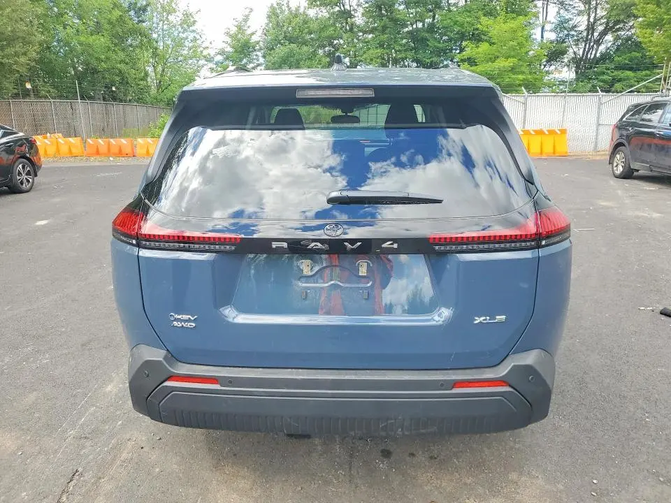 2026 TOYOTA RAV4 XLE PREMIUM  