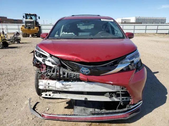 2023 TOYOTA SIENNA LIMITED  