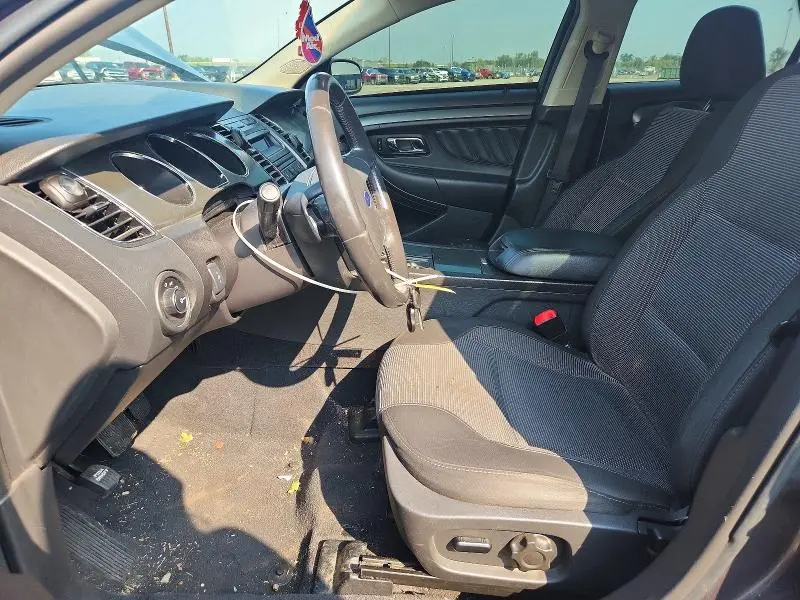 2011 FORD TAURUS SEL  