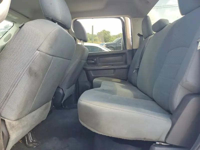 2016 RAM 1500 ST  