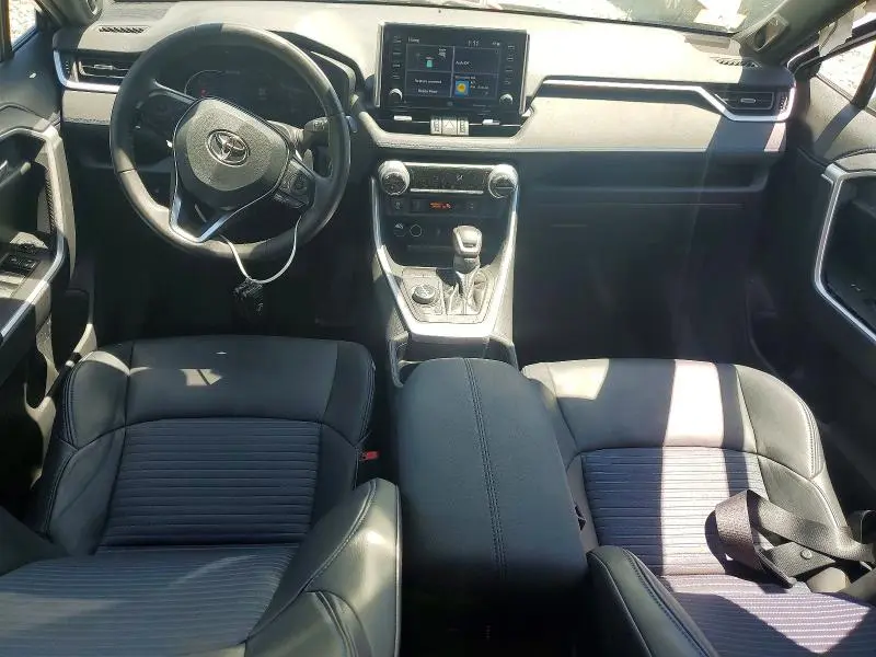 2021 TOYOTA RAV4 XSE  