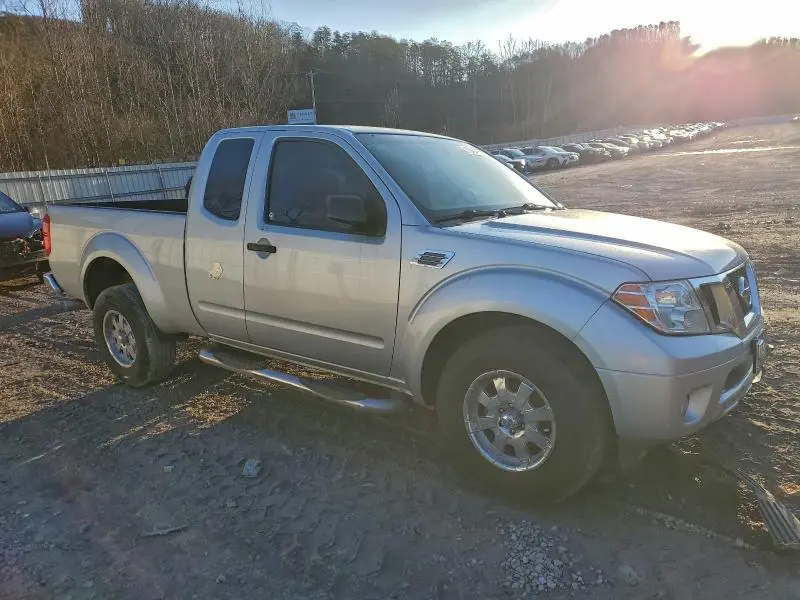 2012 NISSAN FRONTIER S  