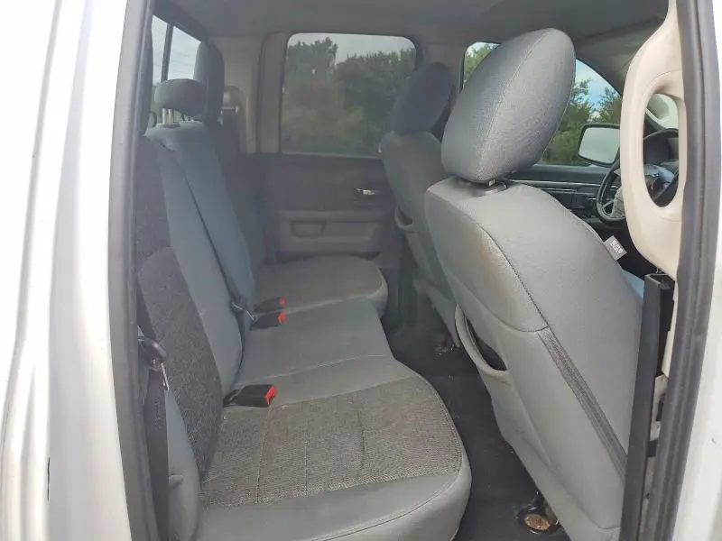 2017 RAM 1500 SLT  