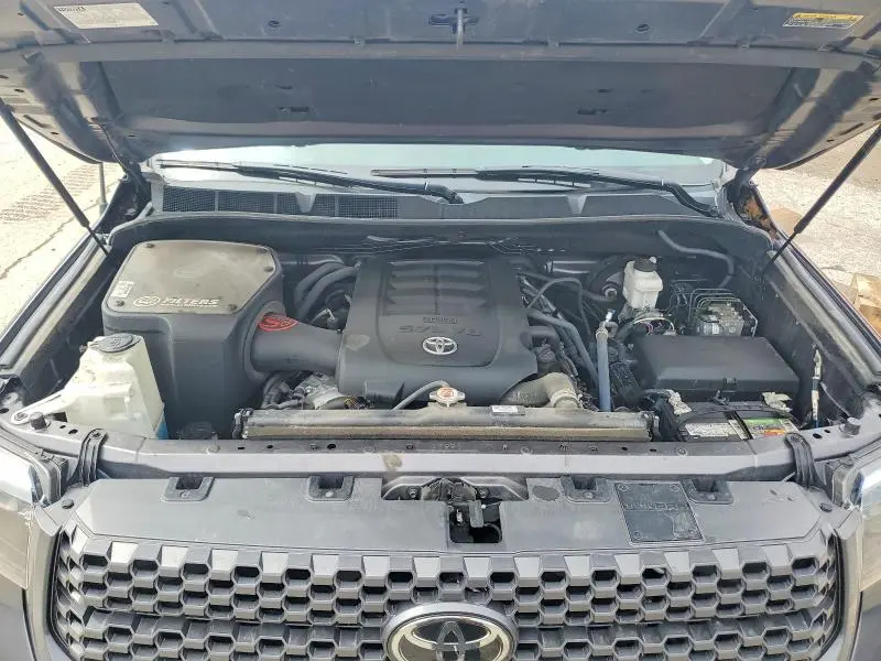 2019 TOYOTA TUNDRA SR5  