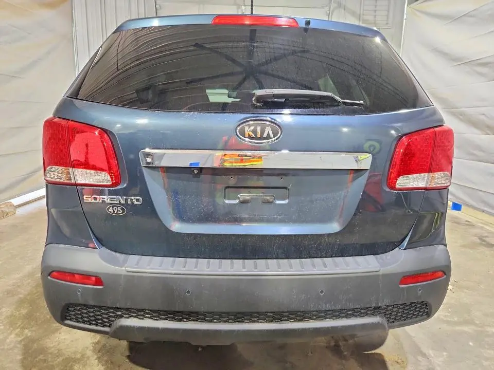 2012 KIA SORENTO LX  