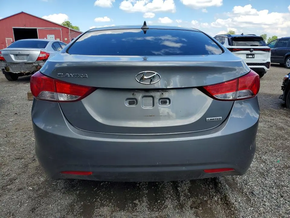 2013 HYUNDAI ELANTRA GLS  