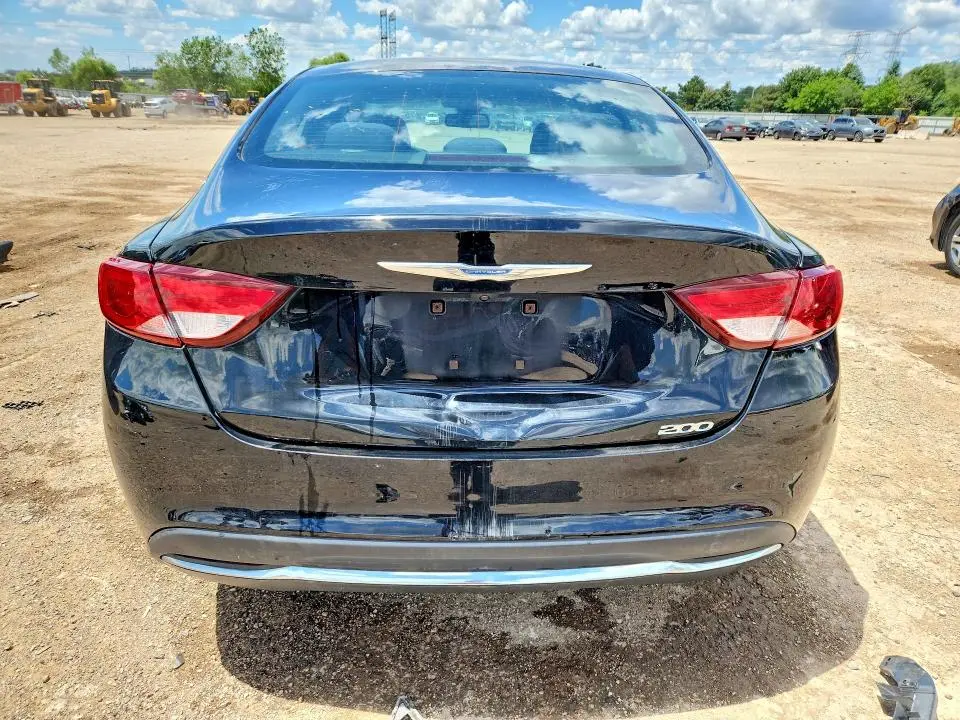 2016 CHRYSLER 200 LIMITED  
