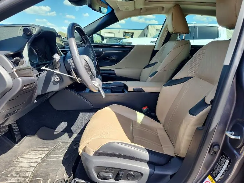 2019 LEXUS ES 350  