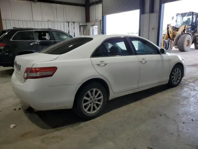 2011 TOYOTA CAMRY BASE  