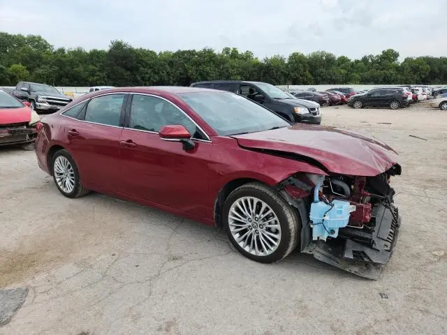 2020 TOYOTA AVALON LIMITED  