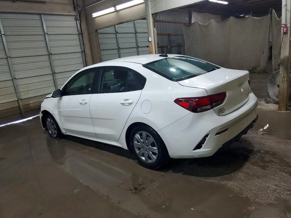 2022 KIA RIO S  